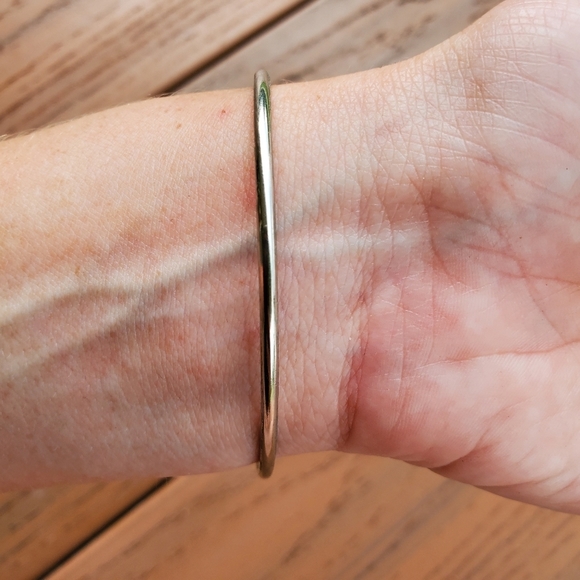 Silver Simple Cuff Bracelet Rhinestones Classic Glam Preppy Delicate Dainty Work - Picture 3 of 6